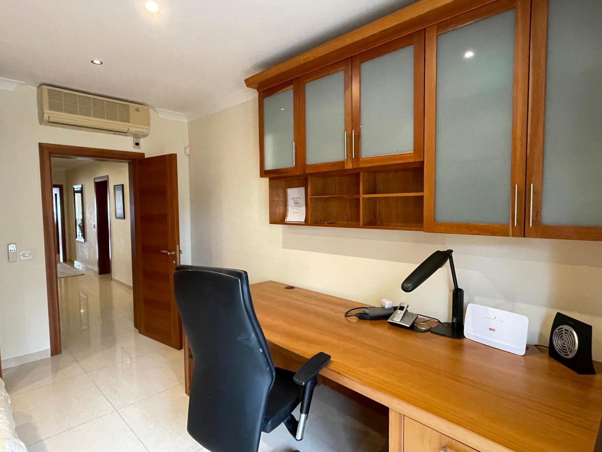 Spacious Luxurious Apartment With Seaview Mellieha Quarto foto