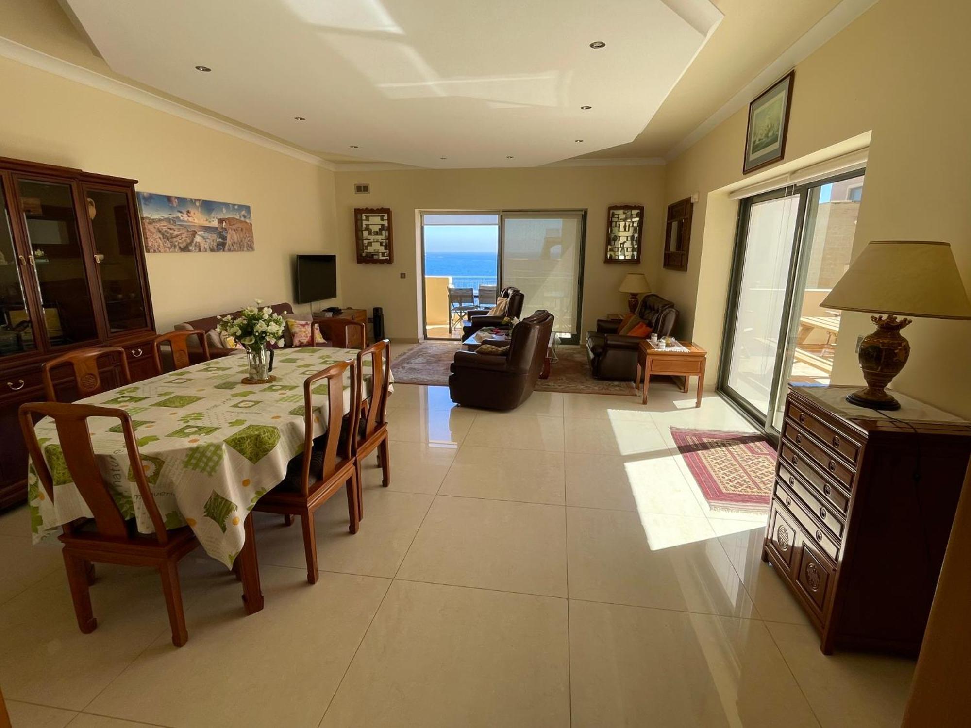 Spacious Luxurious Apartment With Seaview Mellieha Quarto foto