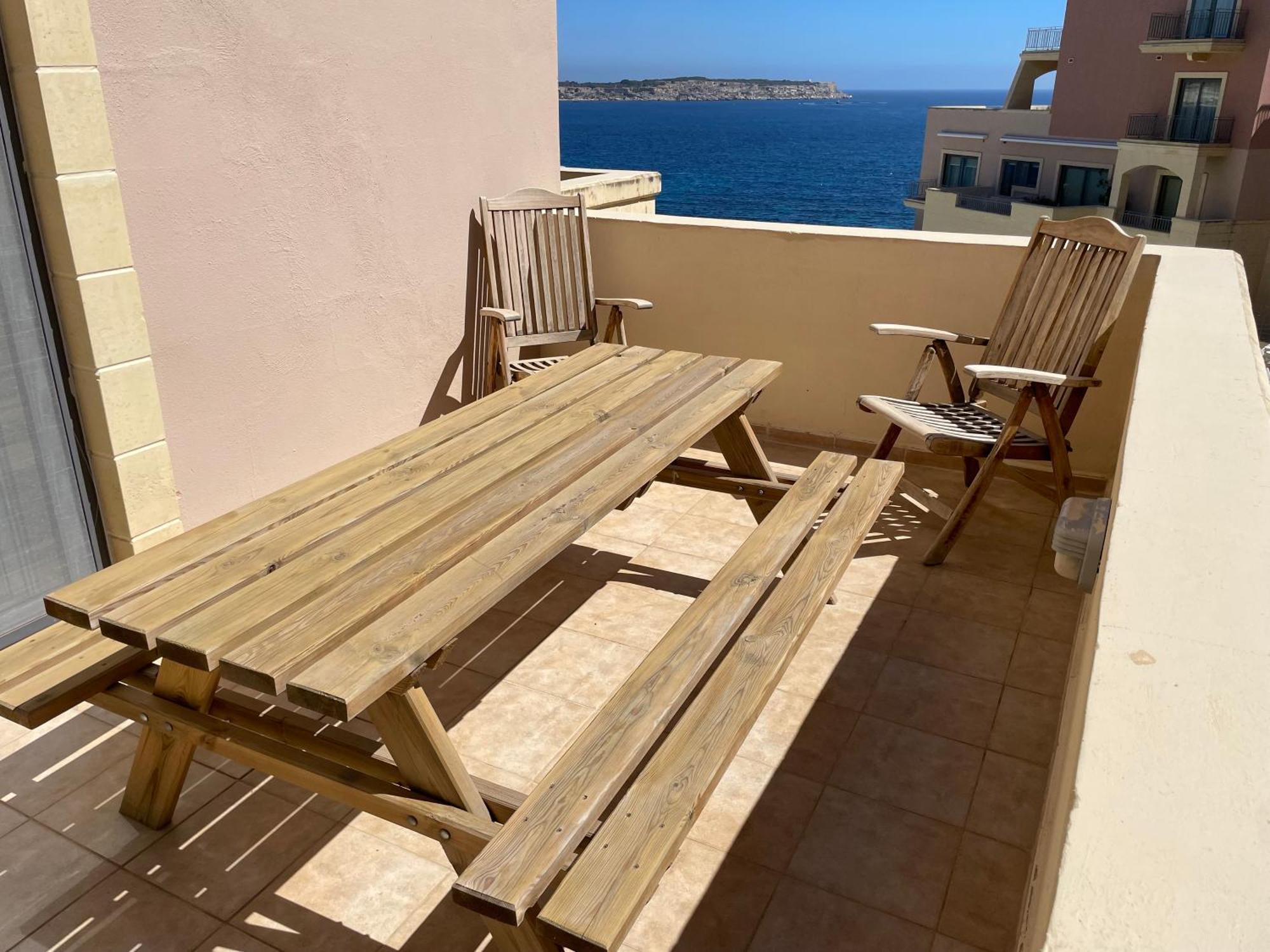 Spacious Luxurious Apartment With Seaview Mellieha Quarto foto